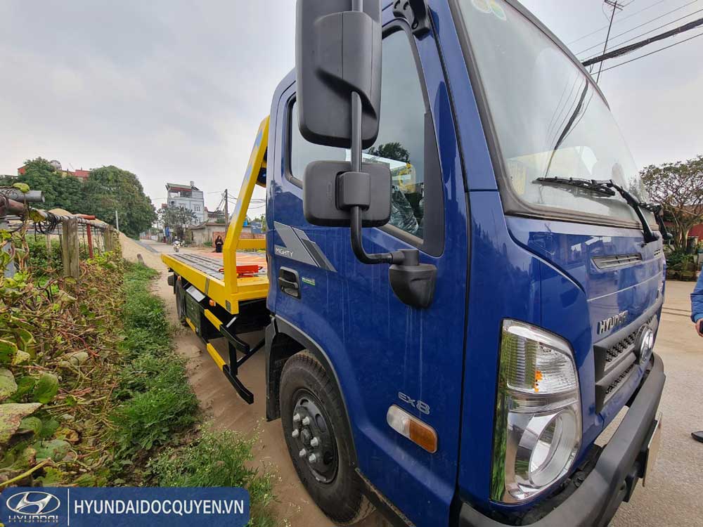 guong_chieu_hau_xe_keo_cho_xe_hyundai ex8l